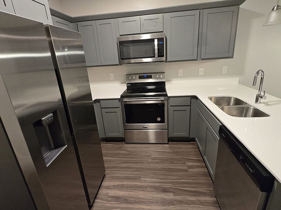 1st image of 469 N 360 W #469