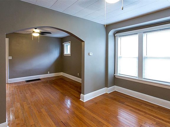 3rd image of 289 E Cassell Ave