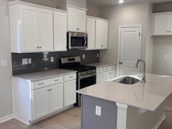 2nd image of 223 Paneer Lane Brc 61 Berkley #A