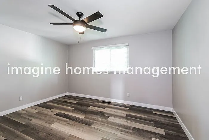803 Brookside Dr — Photo 7