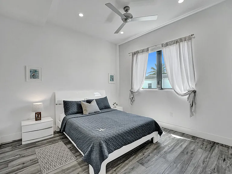 340 Balboa St #1 — Photo 36