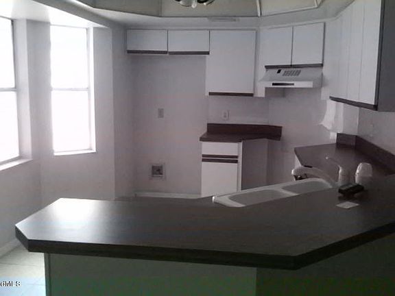 2nd image of 1016 Villa Dr