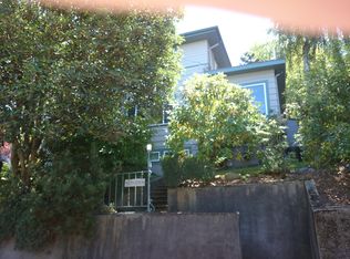 407 Halladay St, Seattle, WA 98109