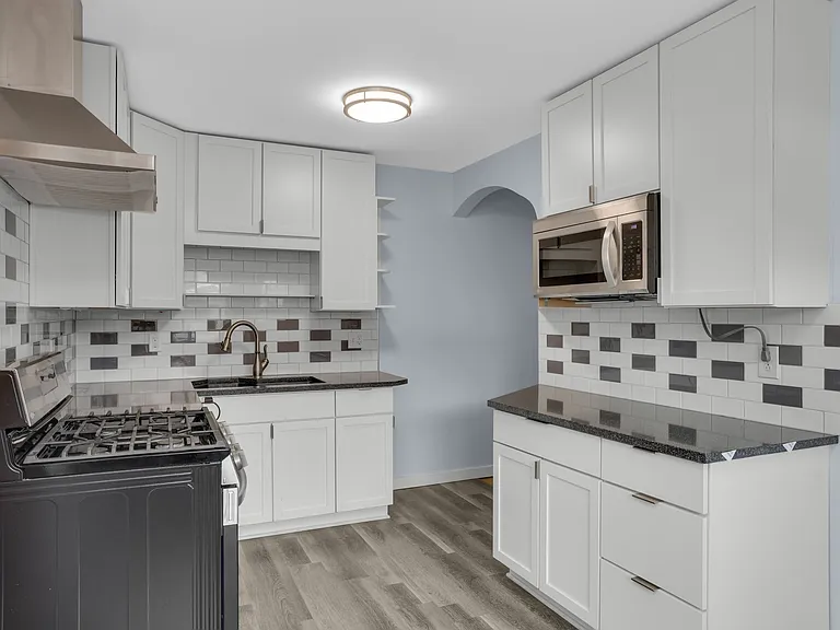 4949 Jackson St NE — Photo 16