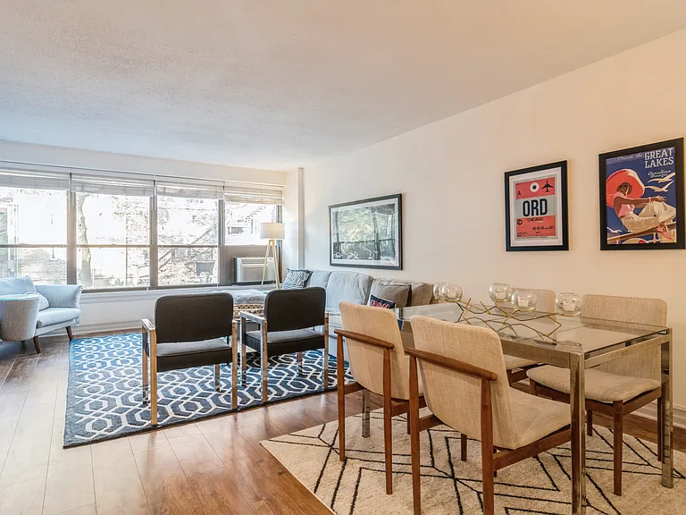2930 N Sheridan Rd #202 — Photo 10