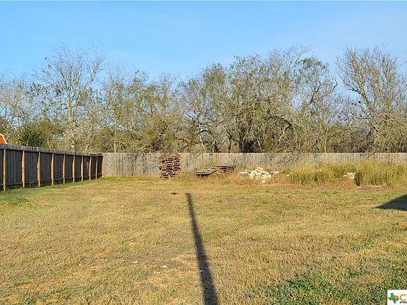 4th image of 2133 Yellow Rose Way