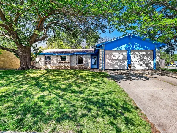 3700 Winslow Ct, Arlington, TX 76015