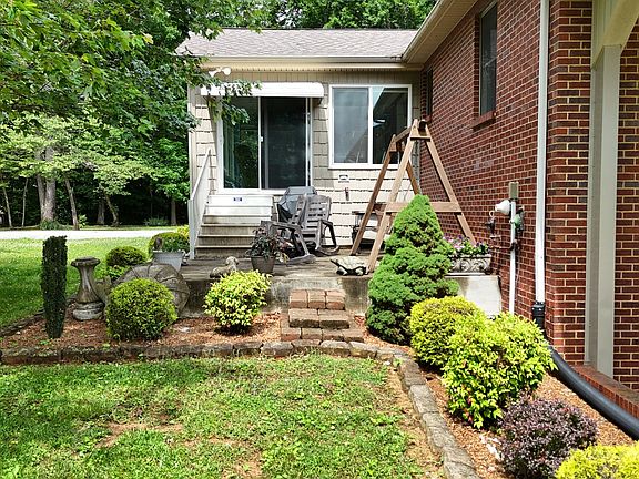 5th image of 2465 Bybee Chapel Rd