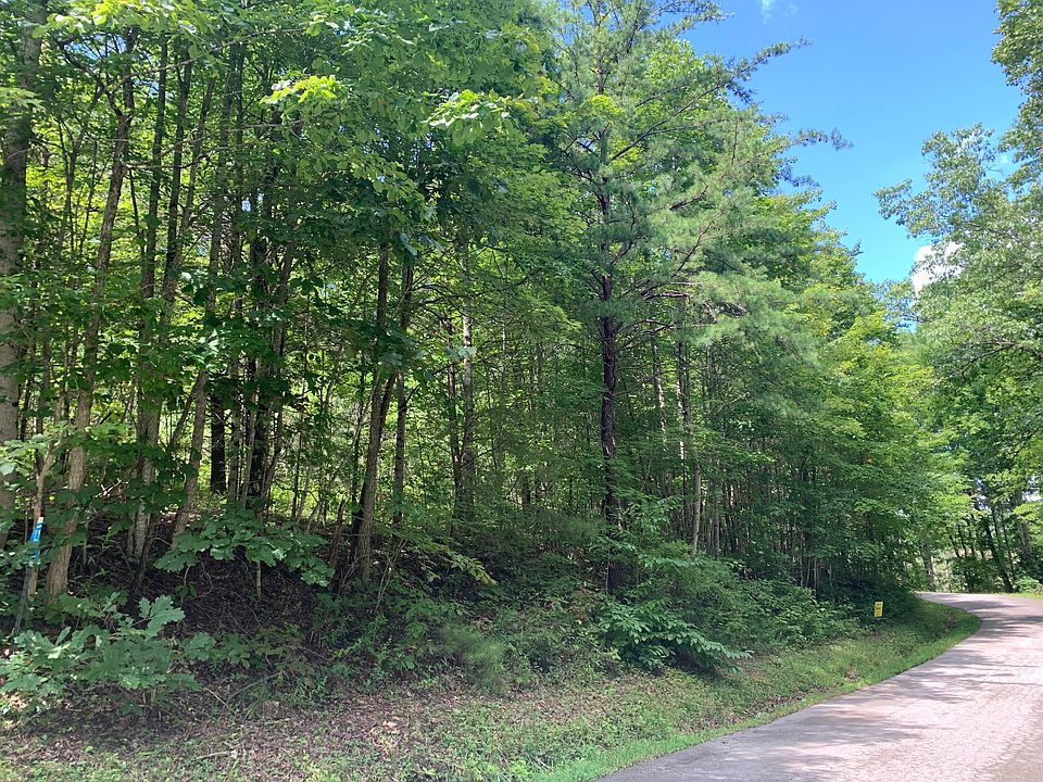 3001 Hazel Patch Rd, East Bernstadt, KY 40729 | MLS #22017945 | Zillow