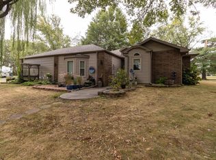 226 N Sunrise Ln, Springfield, MO 65802