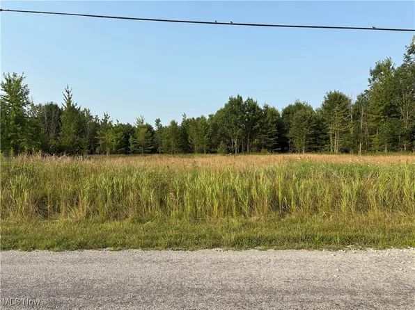 3406 Knowlton Rd, Rock Creek, OH 44084