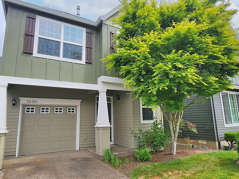 20781 SW Skiver St — Photo 1