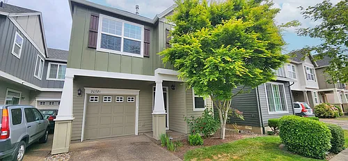 20781 SW Skiver St Photo 1