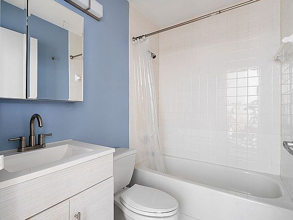5th image of 96 Schermerhorn St APT 6H