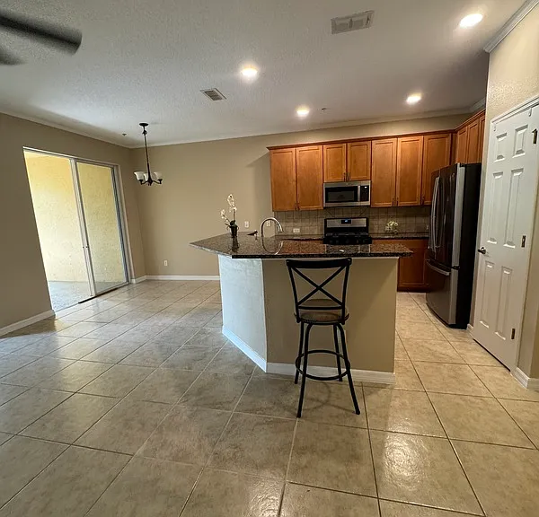 839 Assembly Ct — Photo 42