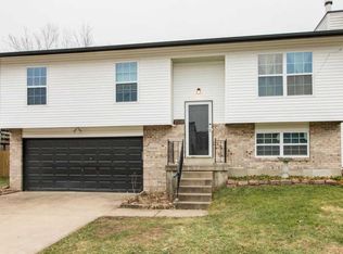 2518 Lombard Ln, Imperial, MO 63052