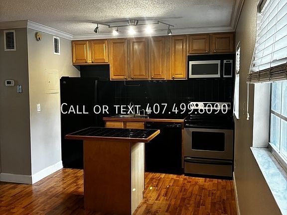2nd image of 2423 E Central Blvd Unit 4