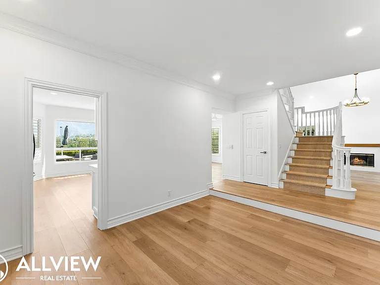 15 Summitcrest — Photo 12