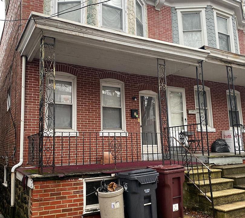1st image of 718 S Franklin St