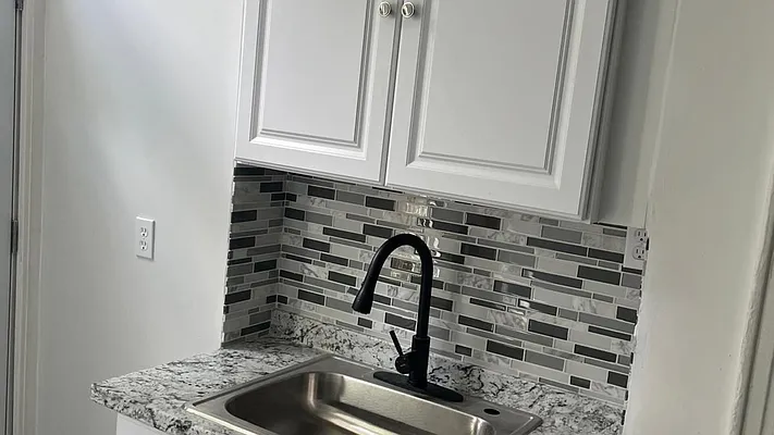 Rented by Nooklyn NYC LLC | media 40