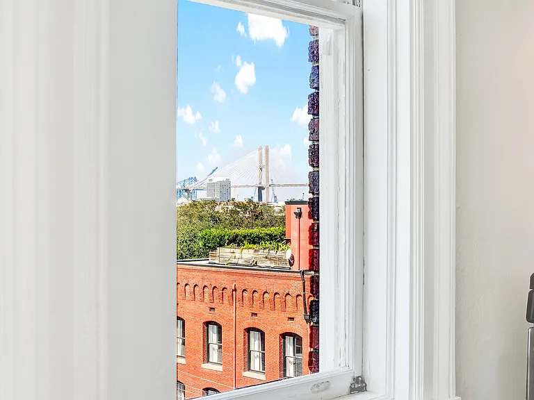 24 E Liberty St #64 — Photo 18