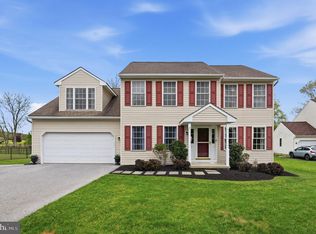 106 Stonebridge Ln, Downingtown, PA 19335