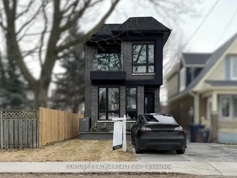 65 Crewe Ave — Photo 48