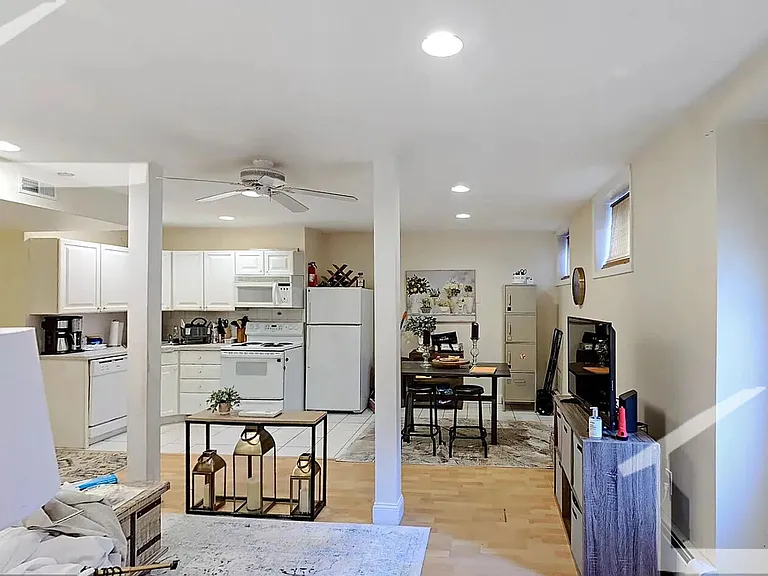 12 Dean Rd #1E — Photo 9