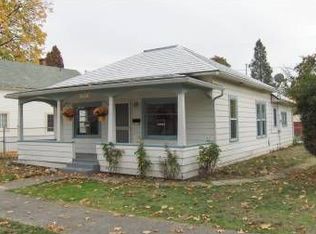 313 SW I St, Grants Pass, OR 97526