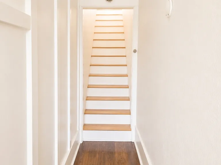 166 Kenan St #C — Photo 3