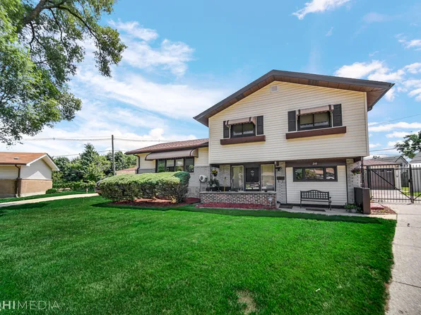 210 Leonard St, Chicago Heights, IL 60411