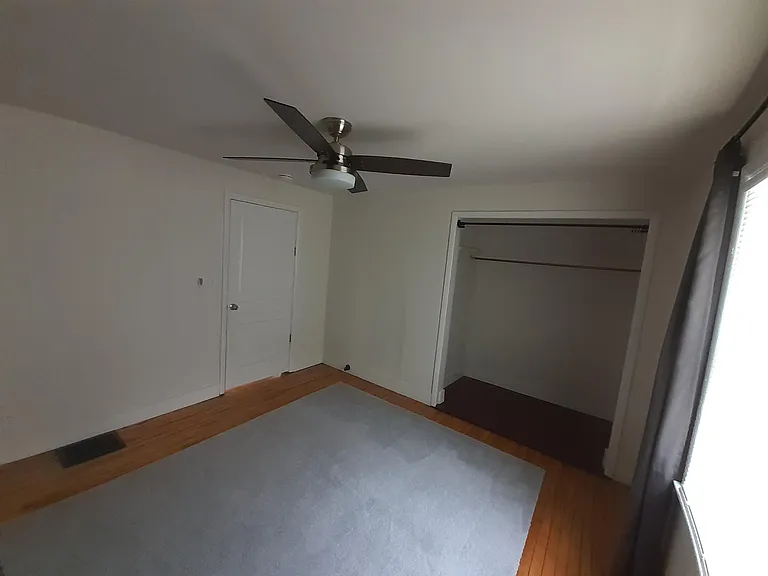 901 Burr Oak Ct — Photo 6