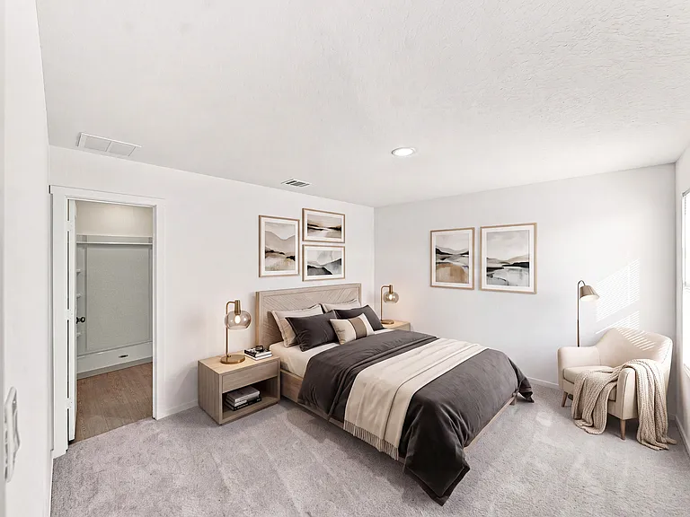 271 Zyra Ave — Photo 13