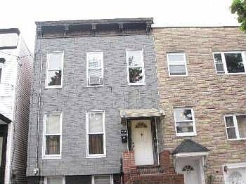 2nd image of 434 Grant Ave