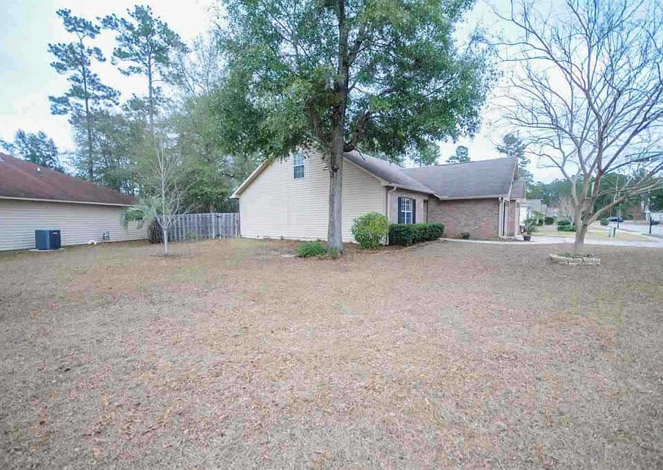 2nd image of 8220 Charrington Forest Blvd