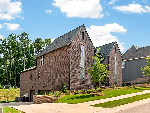 4th image of 1562 Olivewood Dr