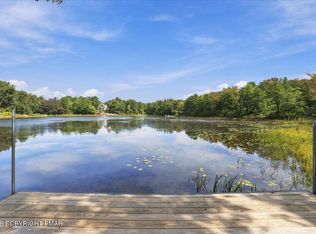 2159 Wild Laurel Dr, Long Pond, PA 18334