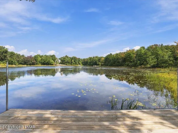 2159 Wild Laurel Dr, Long Pond, PA 18334