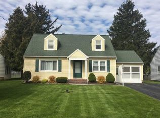 125 Sunnybrook Dr, Syracuse, NY 13219