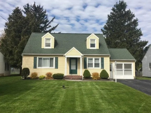125 Sunnybrook Dr, Syracuse, NY 13219
