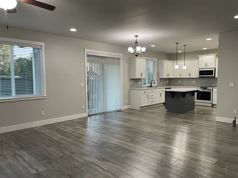 22405 SW Forest Creek Way — Photo 9
