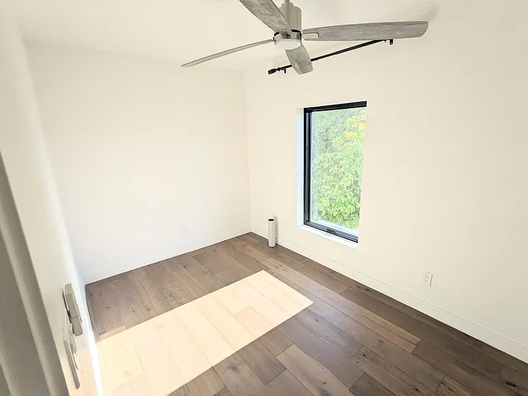 7662 E Minnezona Ave — Photo 47