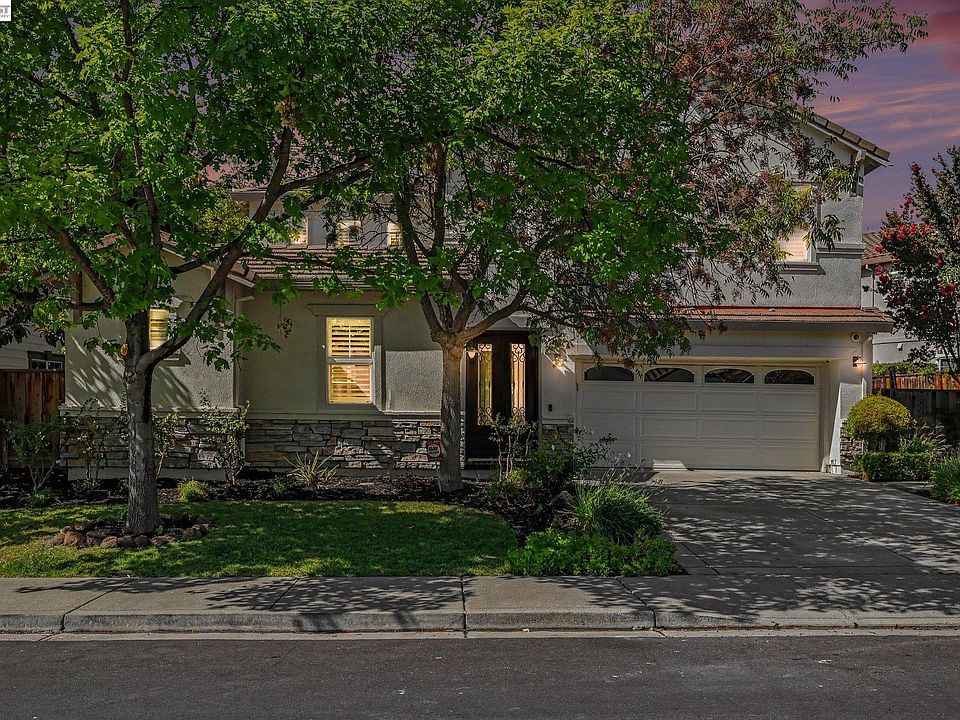 1st image of 3743 Ferncroft Way