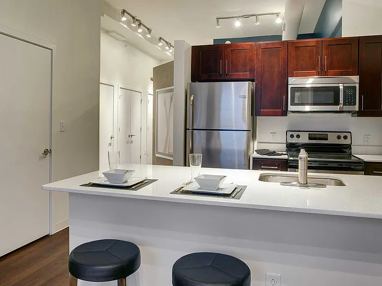 Charming 1 Bedroom/1 Bathroom Apartment Unit in Downtown Baltimore, MD! Unit 416 — Photo 15