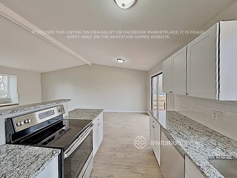 17523 E Grand Ave — Photo 11