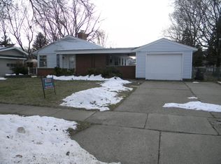 321 Connecticut Dr, Portage, MI 49024