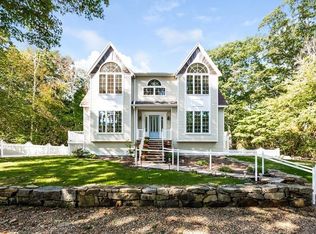 36 Starknaught Hts, Gloucester, MA 01930