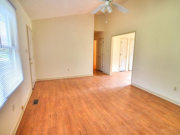 5th image of 1218 Sundown Dr