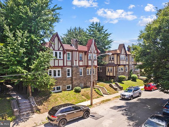 2nd image of 6651 Blakemore St