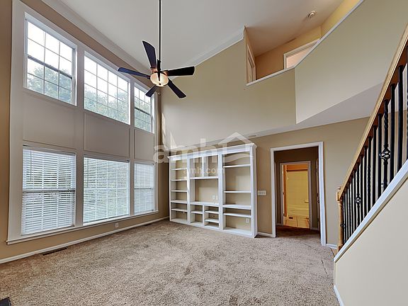 4th image of 138 Susobell Pl